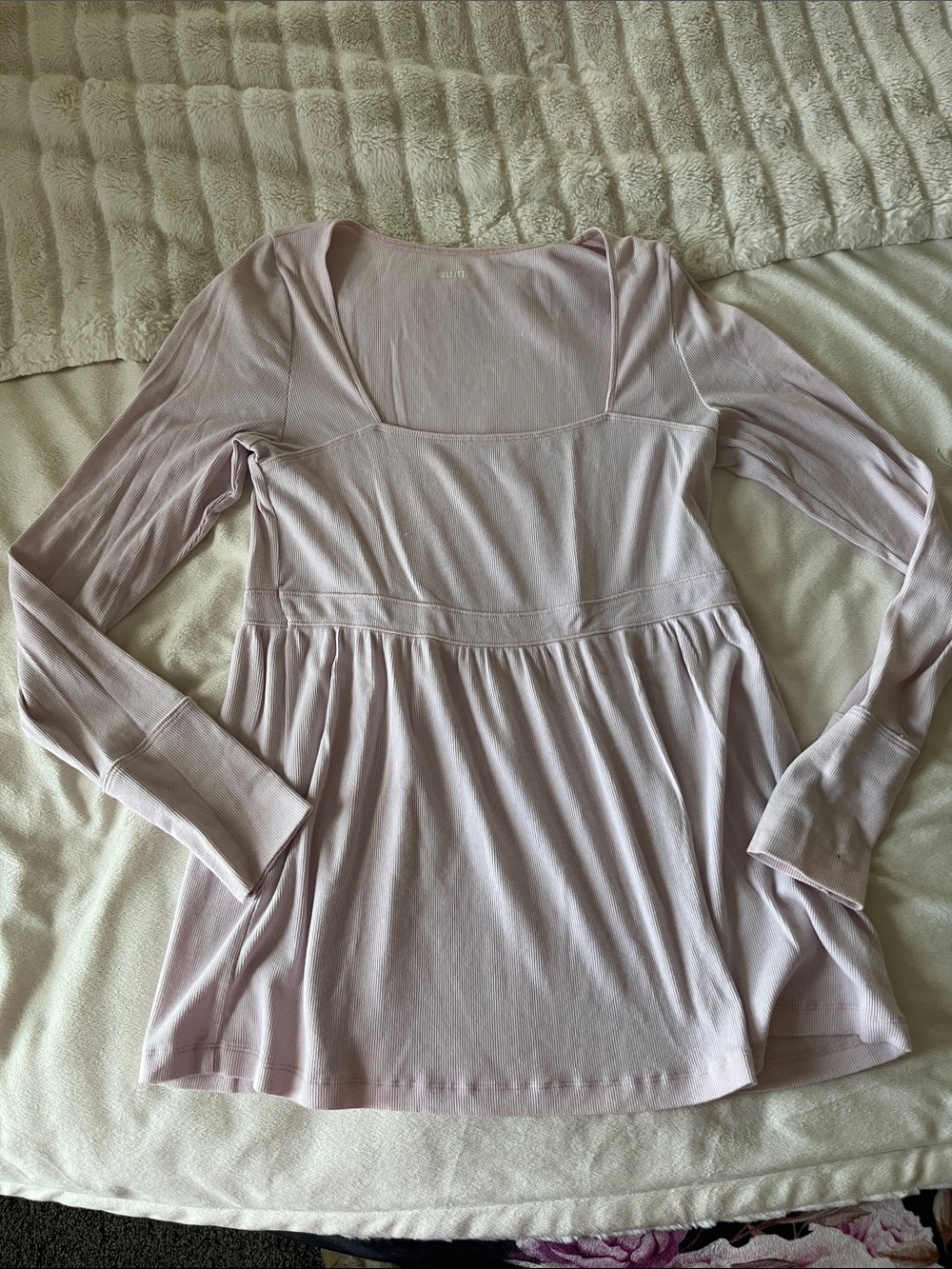 Women’s Hollister soft pink baby doll L/S square neck top
